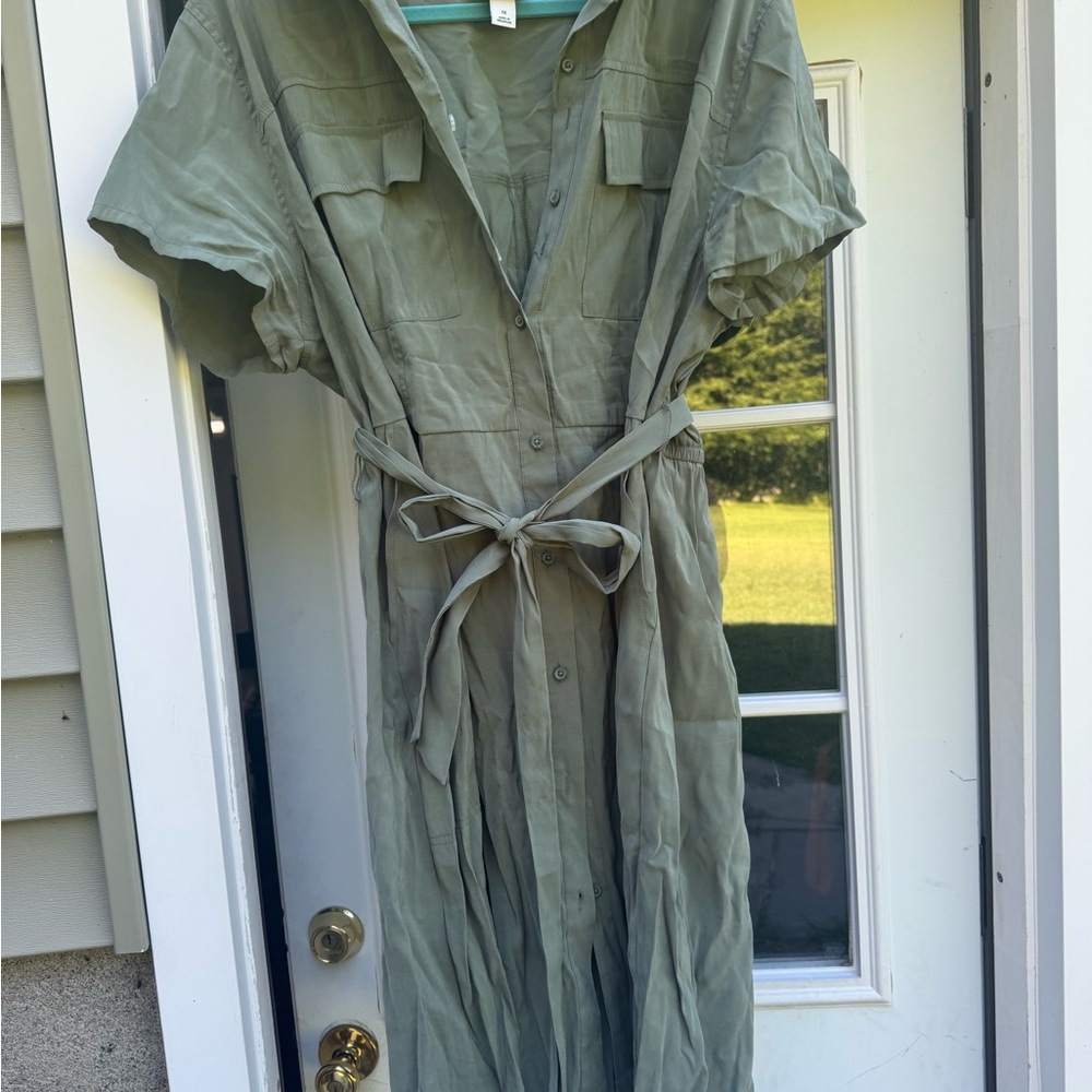 Ava & Viv Sage Green Midi Shirt Dress